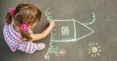 Diventare genitori adottivi. Un Webinar Faris per iniziare il cammino dell'accoglienza di un bambino abbandonato